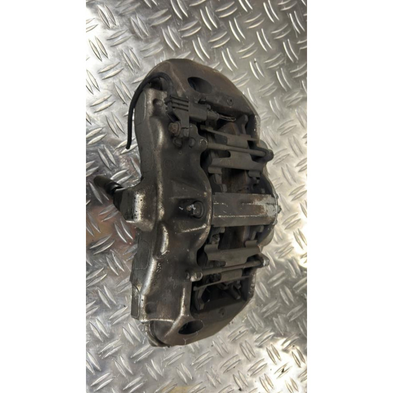 Etrier avant droit (freinage) MERCEDES CLASSE CLS 218