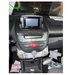 Ecran GPS TOYOTA AYGO 1 Photo n°1