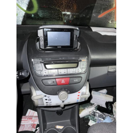 Ecran GPS TOYOTA AYGO 1 Photo n°1