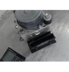 Bloc ABS (freins anti-blocage) RENAULT CLIO 3 Photo n°3