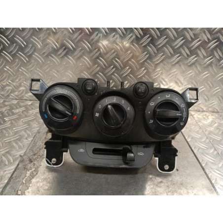 Commande chauffage MAZDA 2 2 Photo n°1
