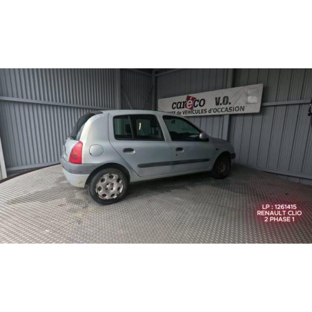 Moyeu avant droit RENAULT CLIO 2