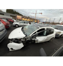 Ecran GPS PEUGEOT 208 1 Photo n°9