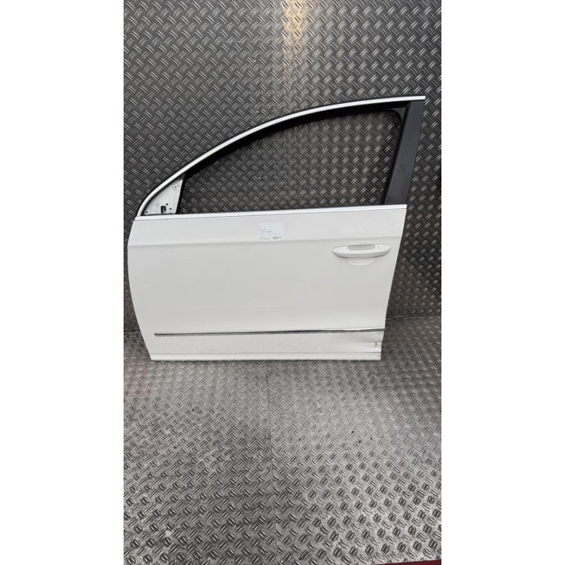Porte avant gauche VOLKSWAGEN PASSAT 5