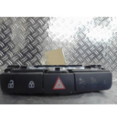 Bouton de warning OPEL INSIGNIA 1