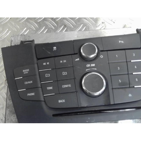 Facade autoradio OPEL INSIGNIA 1