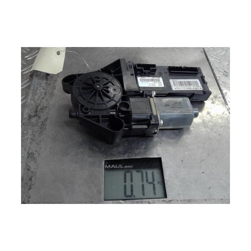 Moteur leve vitre avant gauche RENAULT SCENIC 3