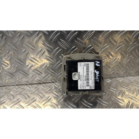 Commande GPS RENAULT GRAND SCENIC 3