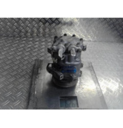 Compresseur clim MAZDA 3 1 Photo n°1