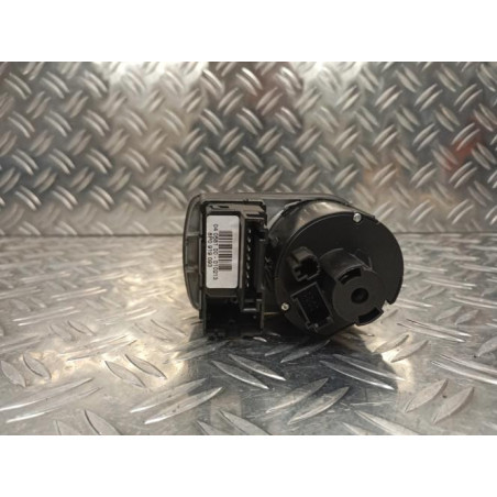 Commande de phare AUDI A1 1