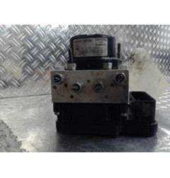 Bloc ABS (freins anti-blocage) TOYOTA YARIS 3 Photo n°3