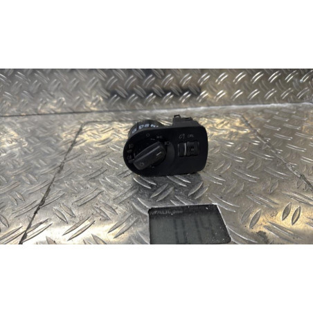 Commande de phare AUDI A3 2 Photo n°1