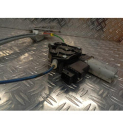 Moteur leve vitre avant droit OPEL CORSA D