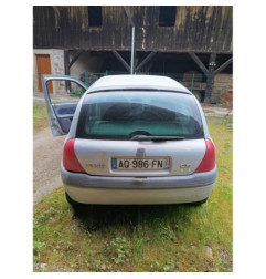 Pare choc avant RENAULT CLIO 2 Photo n°13