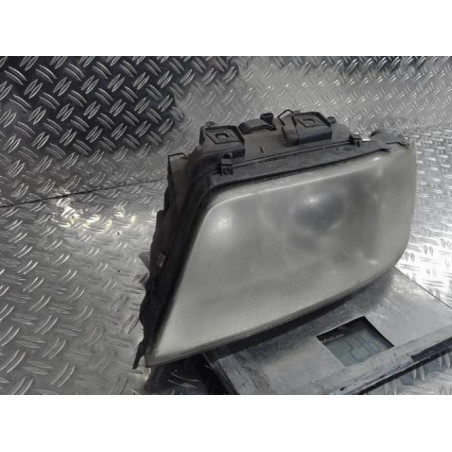 Optique avant principal gauche (feux)(phare) AUDI A6 2 Photo n°1