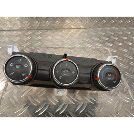 Commande chauffage RENAULT CLIO 5 Photo n°1