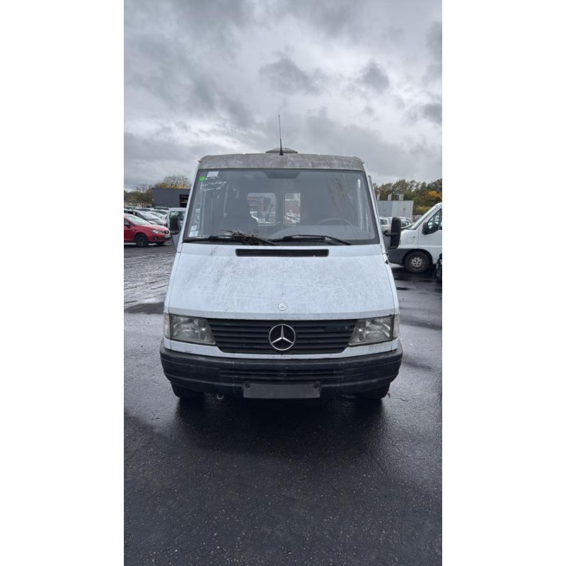 Optique avant principal droit (feux)(phare) MERCEDES SPRINTER 1