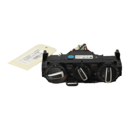 Commande chauffage VOLKSWAGEN UP Photo n°1