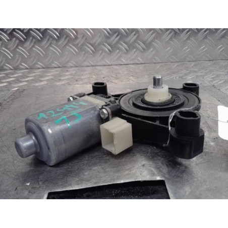 Moteur leve vitre avant gauche VOLKSWAGEN TIGUAN 2 Photo n°1