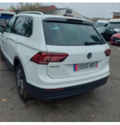 Moteur leve vitre avant gauche VOLKSWAGEN TIGUAN 2 Photo n°8