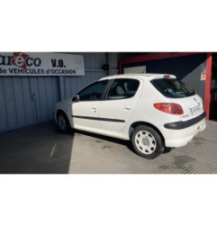 Calandre PEUGEOT 206 Photo n°17