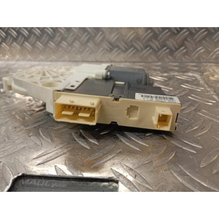 Moteur leve vitre avant droit CITROEN C4 1