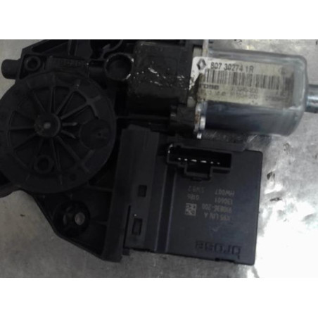 Moteur leve vitre avant droit RENAULT SCENIC 3