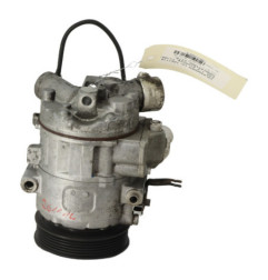 Compresseur clim VOLKSWAGEN FOX Photo n°1