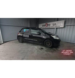 Calandre PEUGEOT 208 1