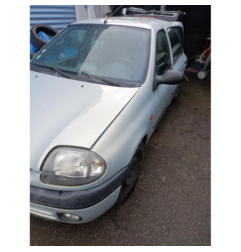 Calandre RENAULT CLIO 2 Photo n°15