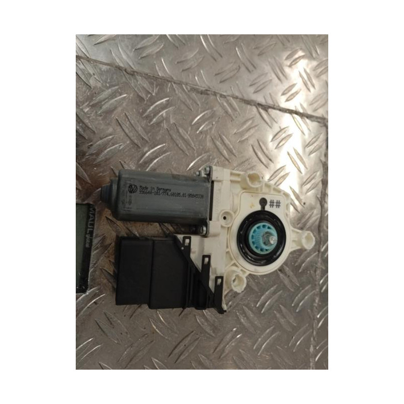 Moteur leve vitre arriere droit VOLKSWAGEN TOURAN 1