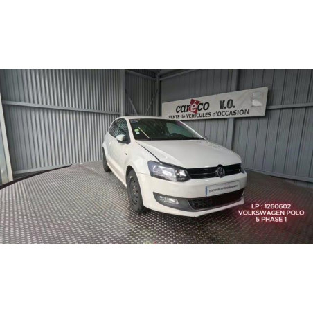 Volant VOLKSWAGEN POLO 5 Photo n°1