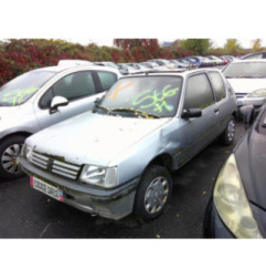 Retroviseur droit PEUGEOT 205 Photo n°8