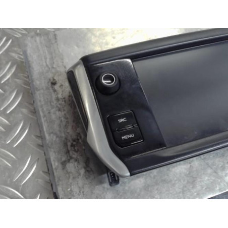 Ecran GPS PEUGEOT 208 1