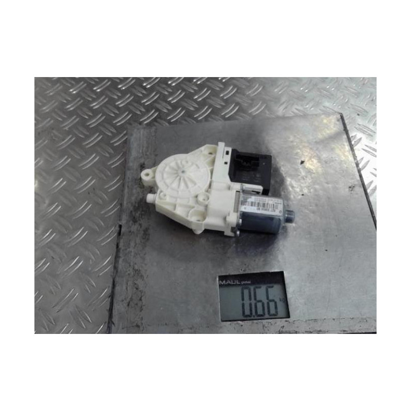 Moteur leve vitre arriere droit RENAULT MEGANE 3