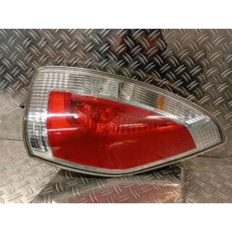 Feu arriere principal droit (feux) MAZDA 5 1 Photo n°1