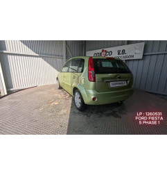 Calandre FORD FIESTA 5 Photo n°8