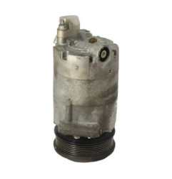 Compresseur clim FORD FOCUS 3 Photo n°4