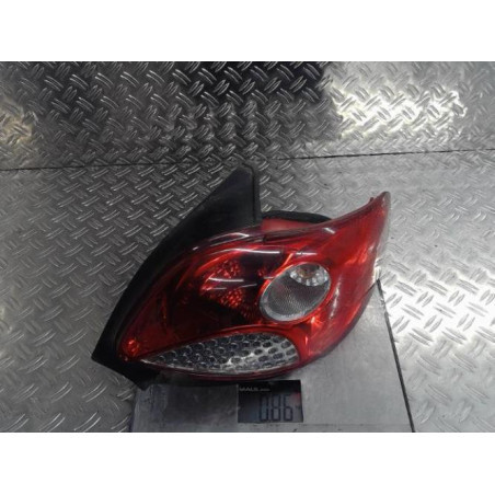 Feu arriere principal droit (feux) PEUGEOT 206+ Photo n°1