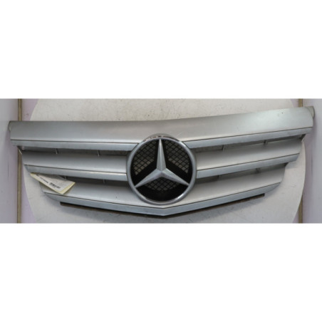 Calandre MERCEDES CLASSE B 245 Photo n°1