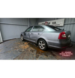 Compresseur clim SKODA OCTAVIA 2 Photo n°8