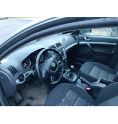 Compresseur clim SKODA OCTAVIA 2 Photo n°16