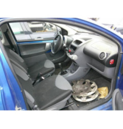 Feu arriere principal gauche (feux) PEUGEOT 107 Photo n°9