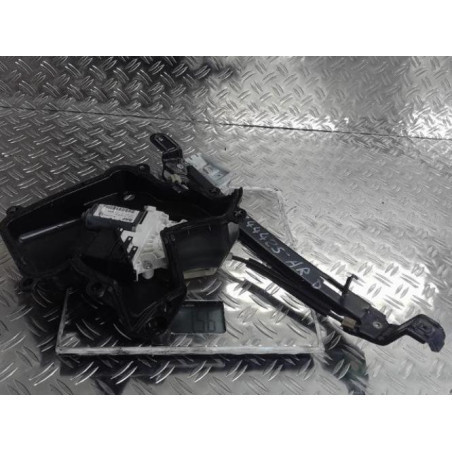 Moteur leve vitre arriere droit SEAT LEON 2 Photo n°1