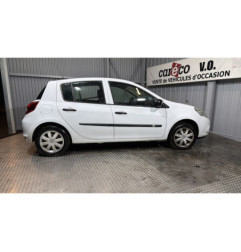 Face avant RENAULT CLIO 3 Photo n°10