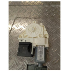 Moteur leve vitre arriere gauche RENAULT MEGANE 3 Photo n°1