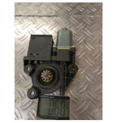 Moteur leve vitre avant droit RENAULT MEGANE 3 Photo n°1