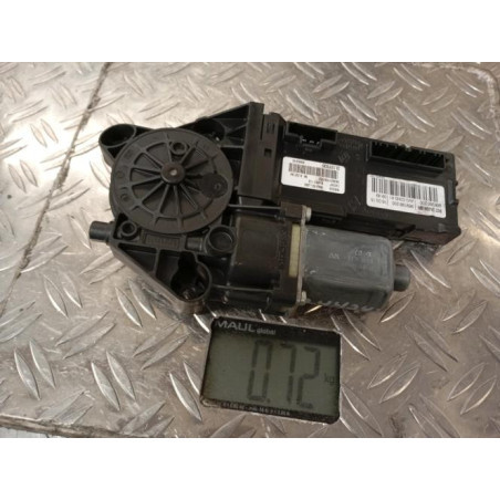 Moteur leve vitre avant gauche RENAULT MEGANE 3 Photo n°1