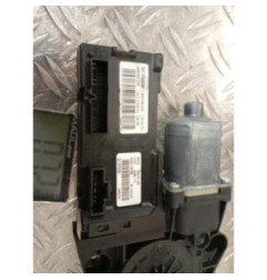 Moteur leve vitre avant gauche RENAULT MEGANE 3 Photo n°4