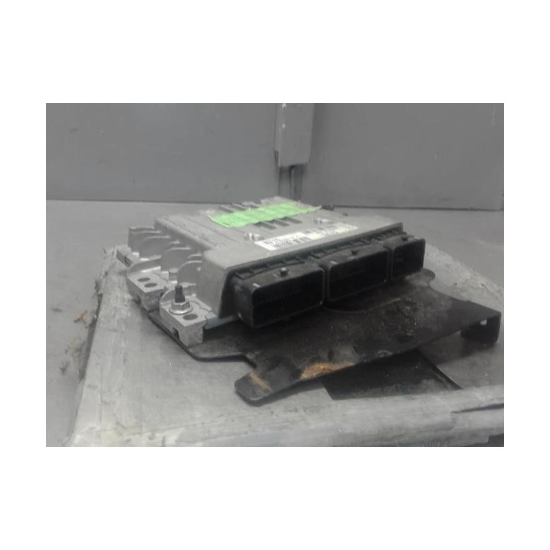 Calculateur moteur RENAULT SCENIC 3
